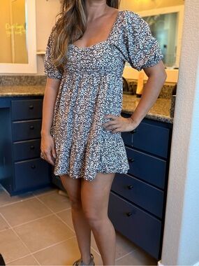 Billabong Floral Puff-Sleeve Mini Dress